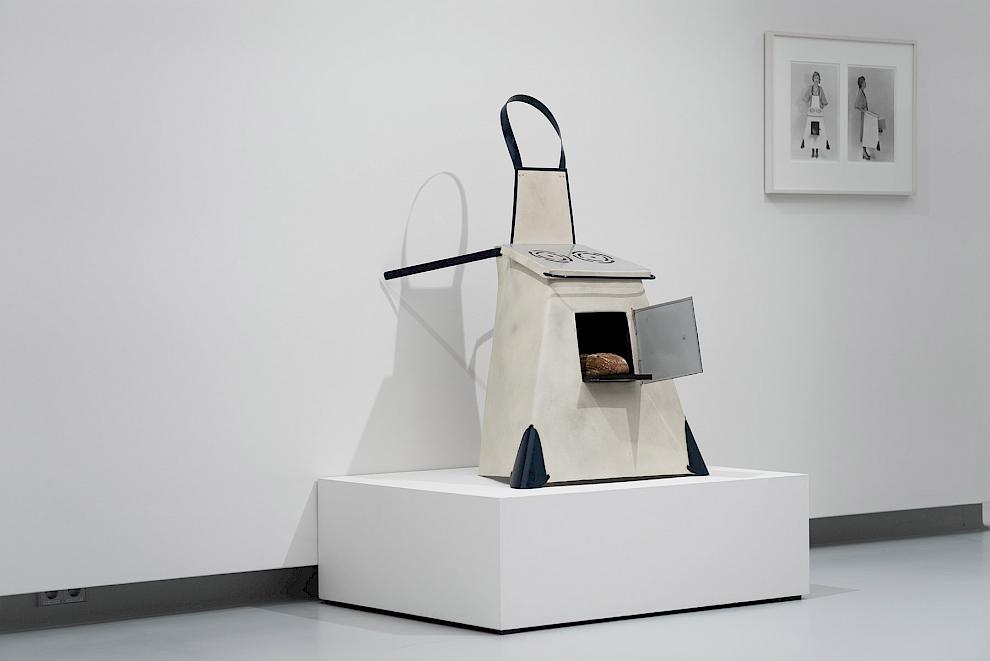 Birgit Jürgenssen. Ich bin. Installationsansicht. Kunsthalle Tübingen, 2018. Foto: Ulrich Metz