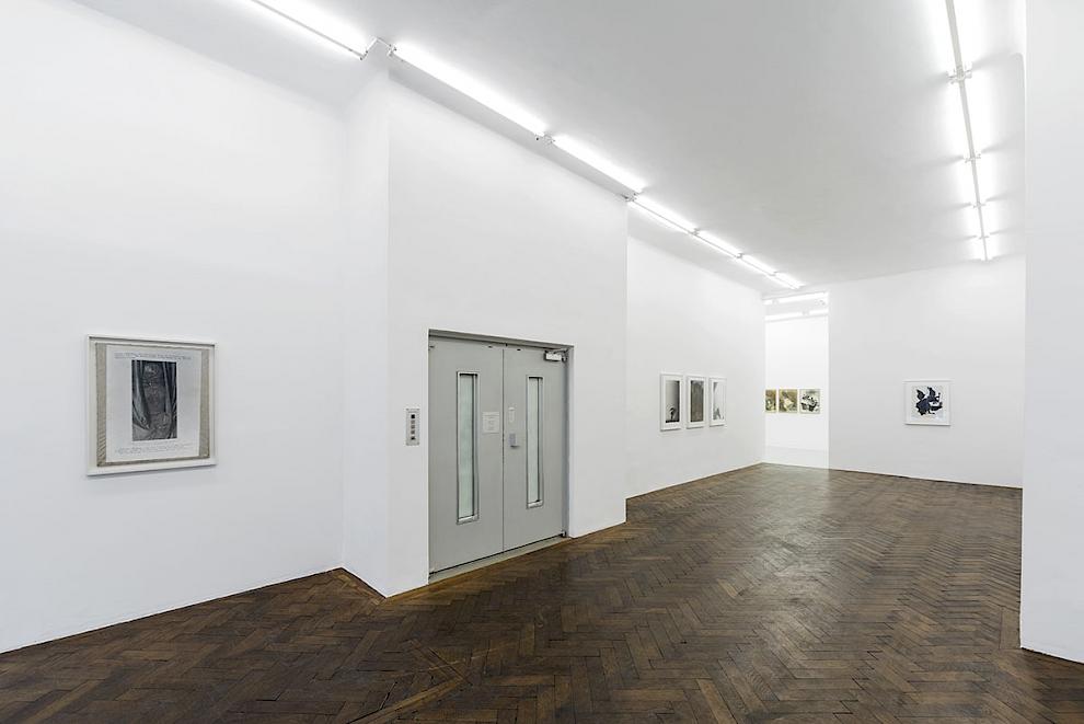 Birgit Jürgenssen. Installationsansicht. Galerie Hubert Winter