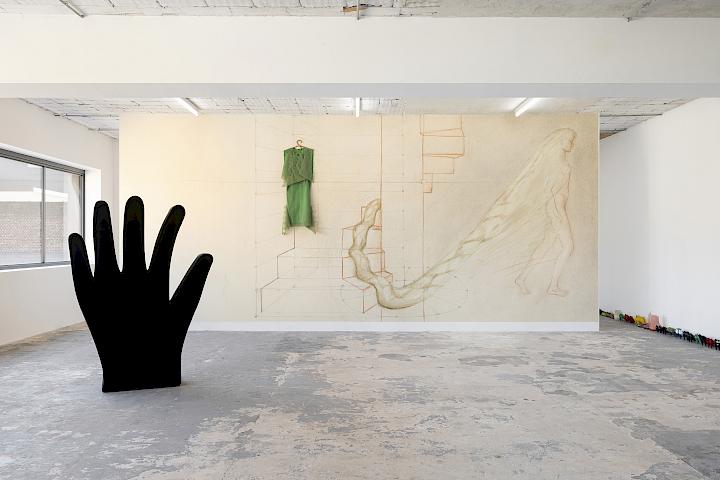 "Birgit Jürgenssen and Cinzia Ruggeri. Lonely Are All Bridges", Ausstellungsansicht, Fondazione ICA Milano, Milan, 2025. Courtesy Fondazione ICA Milano. Foto: Andrea Rossetti.