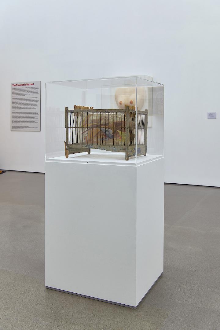 Installationview The Traumatic Surreal Henry Moore Institute, Foto: John McKenzie