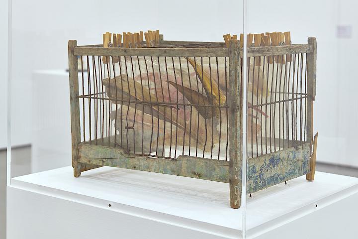 Installationview The Traumatic Surreal Henry Moore Institute, Foto: John McKenzie