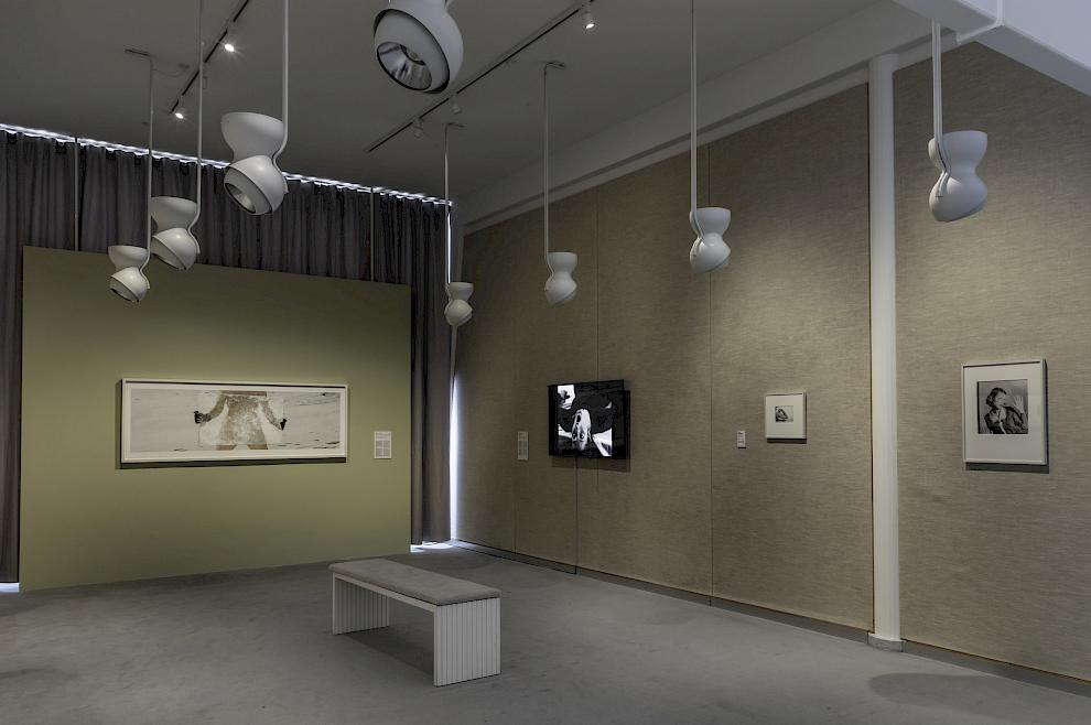 Ausstellungsansicht, Places To Dream,ammlung Louisiana Museum of Modern Art / Sammlung Kunsten Museum of Modern Art Aalborg, Foto: Niels Fabæk